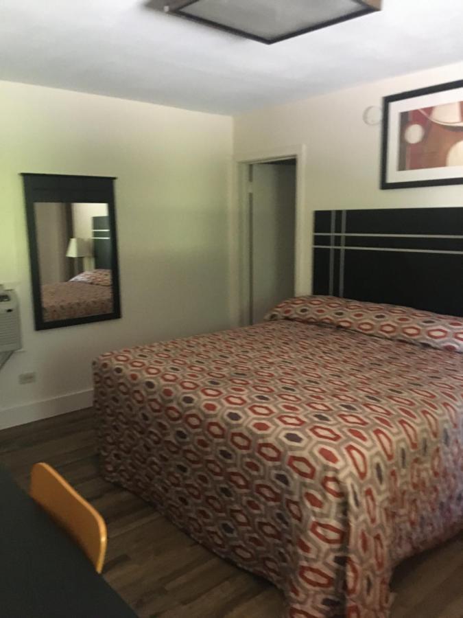 Woodlawn Hills Motel 핸더슨 외부 사진
